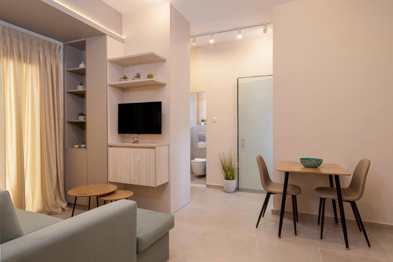 Thea Small House クサンチ エクステリア 写真